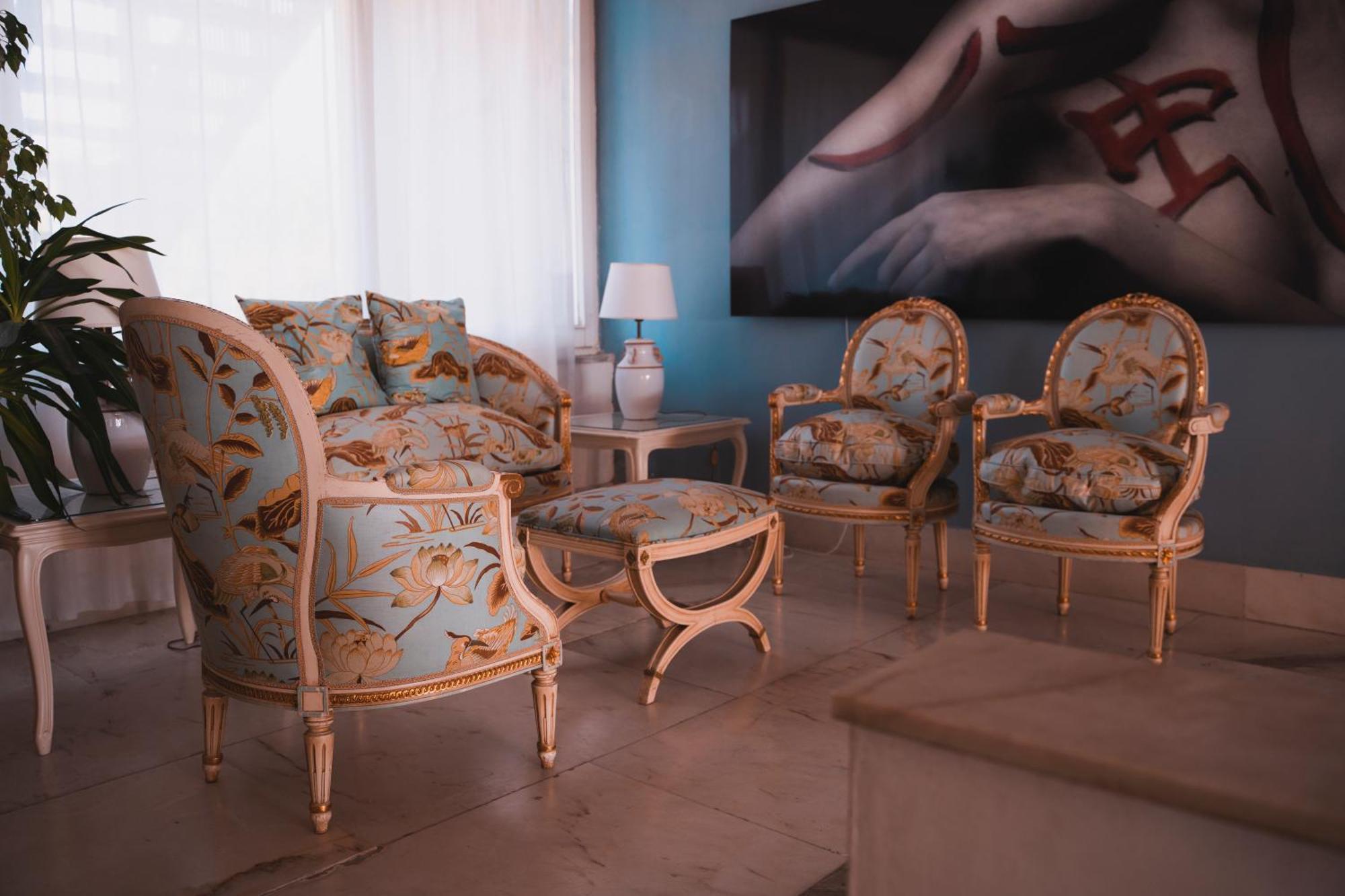 Hotel Sinuessa Terme 蒙德拉戈内 外观 照片