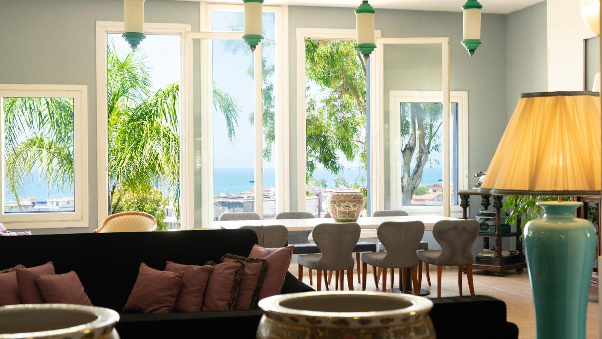 Hotel Sinuessa Terme 蒙德拉戈内 外观 照片